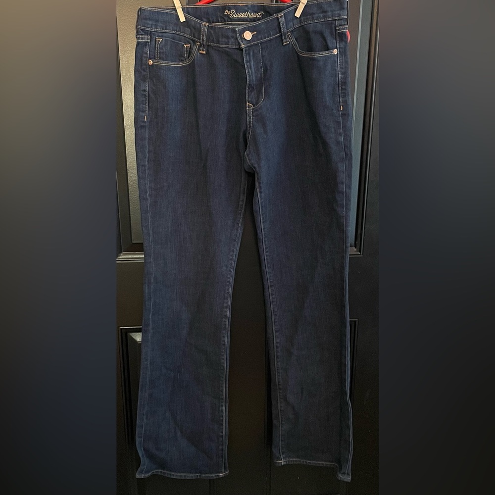 Women’s Old Navy “The Sweetheart” LONG JEANS size 10